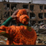 ईरान vs अमेरिका: होर्मुज स्ट्रेट बंद करने की धमकी 2026 – ट्रंप की 48 घंटे की अल्टीमेटम, ईरान का जवाब और दुनिया पर असर